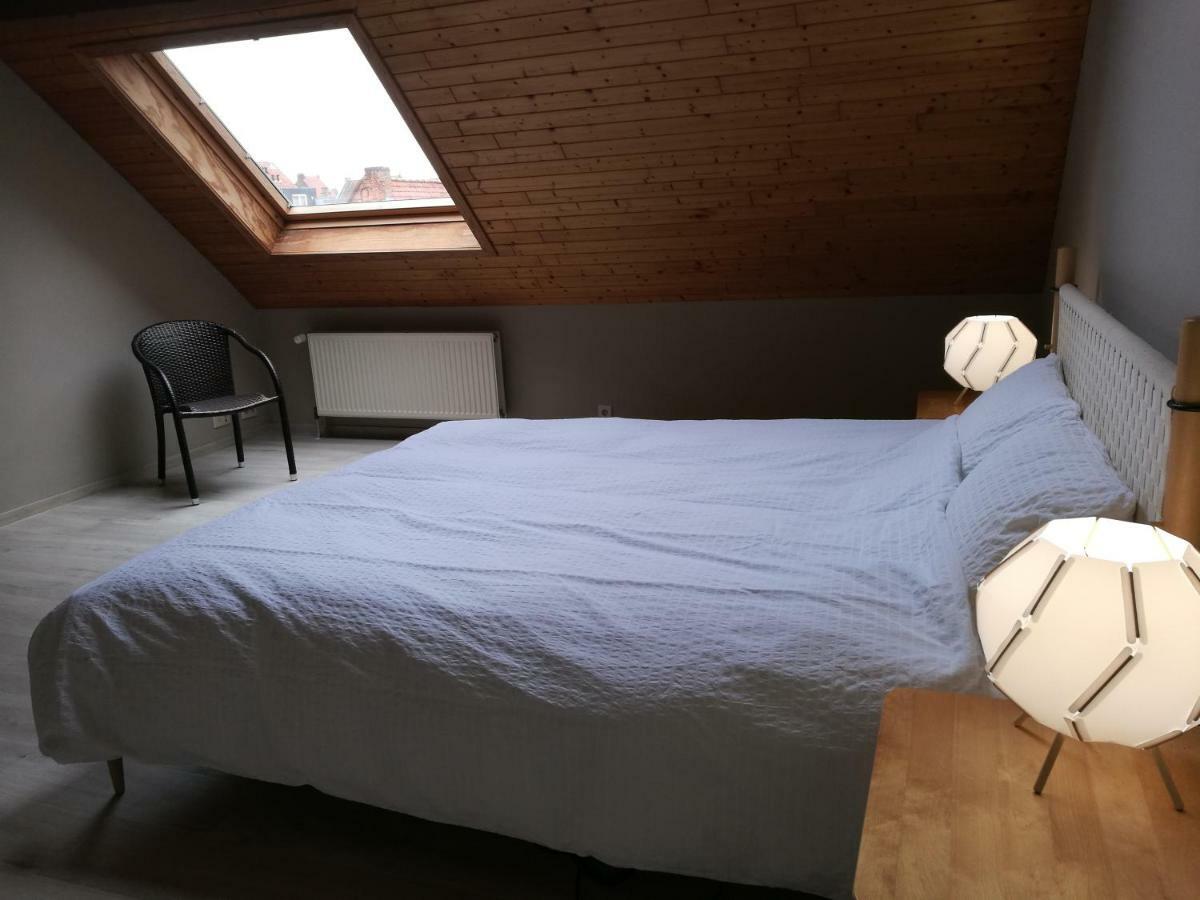 Belarte Framing Shop, Spacious Apartment With Garage In The Heart Of Ieper Εξωτερικό φωτογραφία